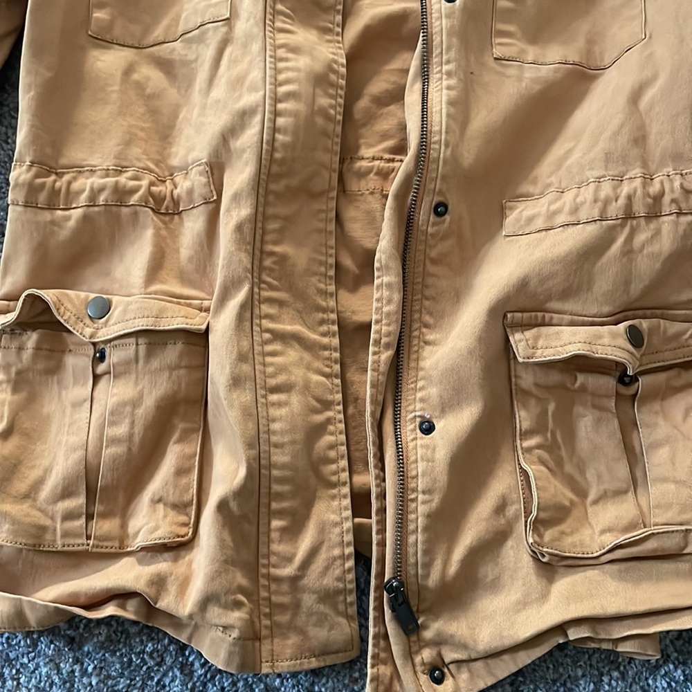 Mustard jacket - Picture 4 of 6